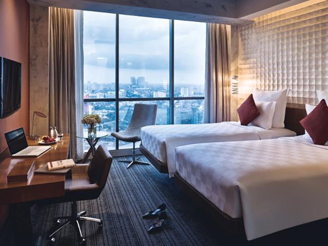 Hotel Pullman Jakarta Central Park, Lokasi Strategis - Skyscanner Indonesia