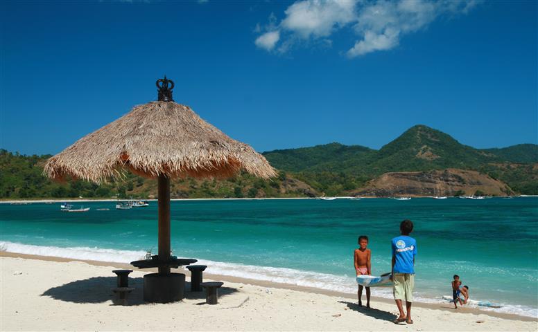 Mengeksplorasi Keindahan Pulau Sumbawa Nusa Tenggara Barat